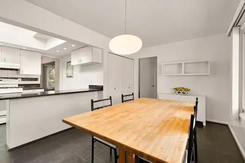 Dining - 1005 Ruppert Rd, Silver Spring, MD 20903 photo 6 of 6