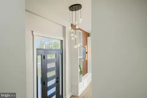 Entry Way - 11514 Lovejoy St, Silver Spring, MD 20902 photo 3 of 8
