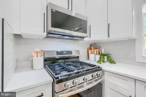Kitchen - 11514 Lovejoy St, Silver Spring, MD 20902 photo 4 of 4