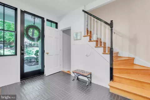 Entry Way - 14 Stanmore Ct, Potomac, MD 20854 photo 11 of 12
