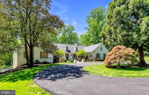 Exterior - 14 Stanmore Ct, Potomac, MD 20854 photo 1 of 14