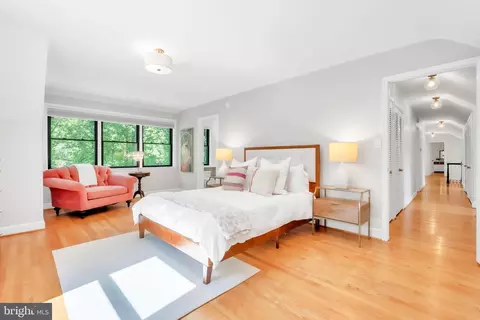 Bedroom - 14 Stanmore Ct, Potomac, MD 20854 photo 4 of 8