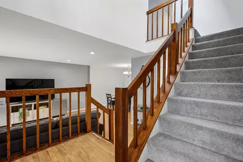 Entry Way - 1406 Casino Cir, Silver Spring, MD 20906 photo 4 of 7