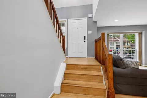 Entry Way - 1406 Casino Cir, Silver Spring, MD 20906 photo 2 of 7