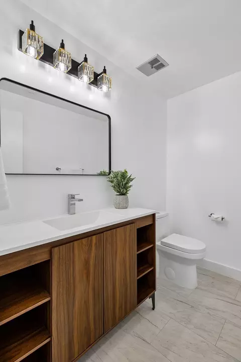Bath - 1406 Casino Cir, Silver Spring, MD 20906 photo 3 of 3