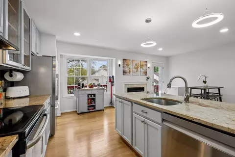 Kitchen - 1406 Casino Cir, Silver Spring, MD 20906 photo 4 of 6