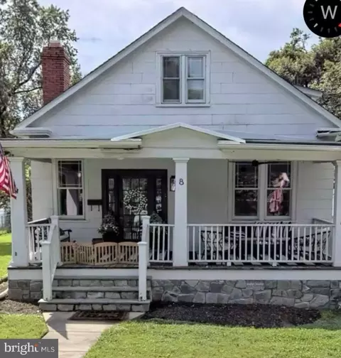 8 James St, Gaithersburg, MD 20877