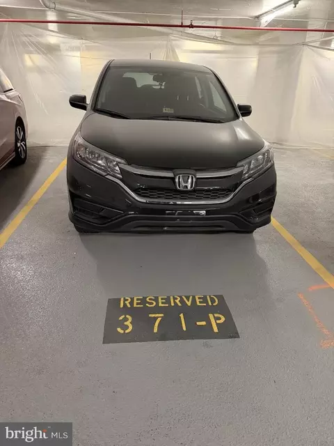 5500 Friendship Blvd #371, Chevy Chase, MD 20815