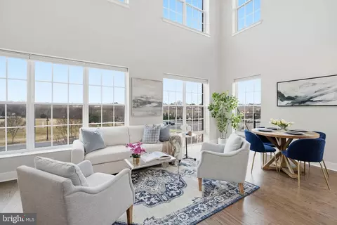502 Diamondback Dr #204, Gaithersburg, MD 20878