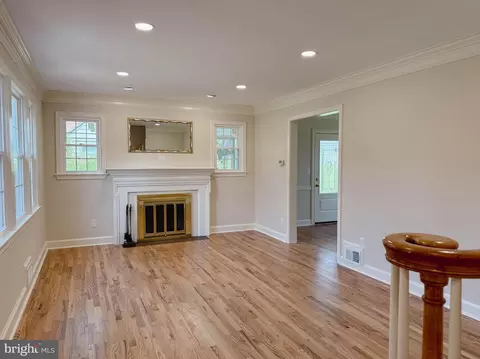 Living - 9421 Thornhill Rd, Silver Spring, MD 20901 photo 1 of 2