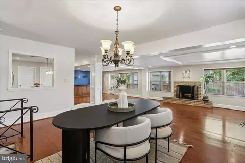 Dining - 3709 Kenway St, Silver Spring, MD 20906 photo 1 of 2