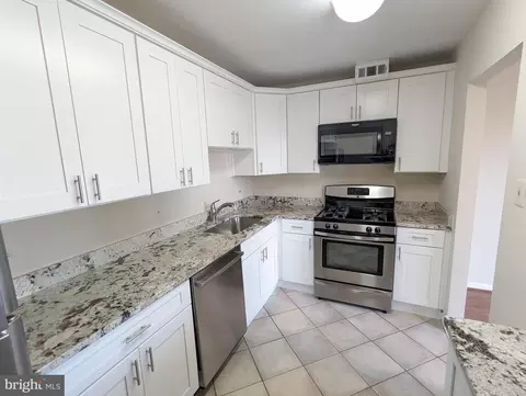 8315 N Brook Ln N #2-601, Bethesda, MD 20814