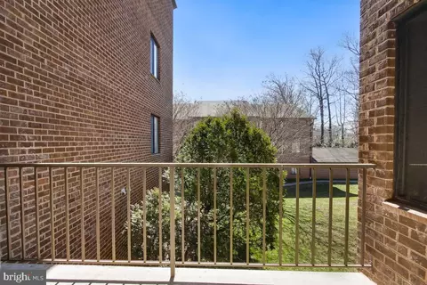 Exterior - 15320 Pine Orchard Dr #83-2J, Silver Spring, MD 20906 photo 1 of 2