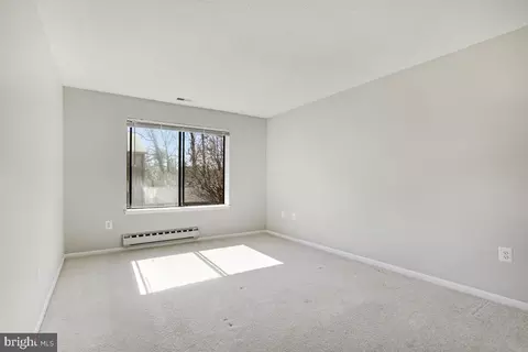 Bedroom - 15320 Pine Orchard Dr #83-2J, Silver Spring, MD 20906 photo 3 of 4