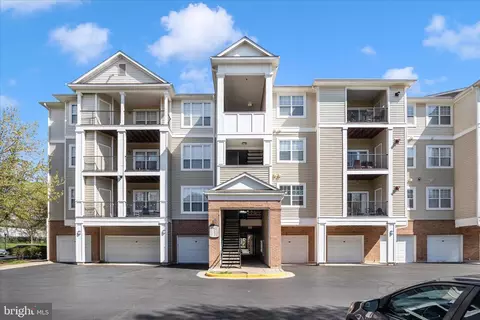 19620 Galway Bay Cir #103, Germantown, MD 20874