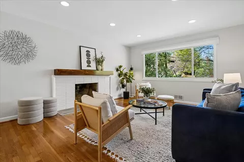 Living - 104 Belton Rd, Silver Spring, MD 20901 photo 5 of 7