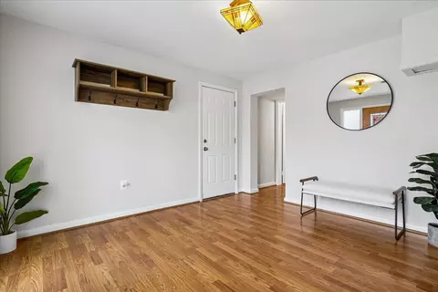 Entry Way - 104 Belton Rd, Silver Spring, MD 20901 photo 2 of 3