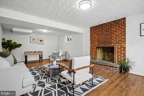 Living - 104 Belton Rd, Silver Spring, MD 20901 photo 1 of 7
