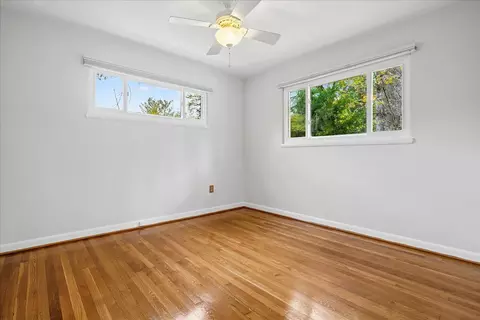 Bedroom - 104 Belton Rd, Silver Spring, MD 20901 photo 8 of 10