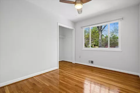 Bedroom - 104 Belton Rd, Silver Spring, MD 20901 photo 5 of 10