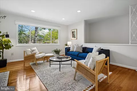 Living - 104 Belton Rd, Silver Spring, MD 20901 photo 6 of 7