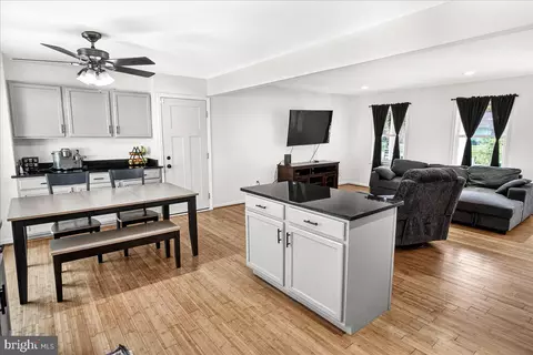 Other - 17628 Collier Cir, Poolesville, MD 20837 photo 5 of 29