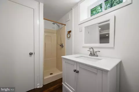 Bath - 108 Denver Rd, Silver Spring, MD 20910 photo 2 of 2