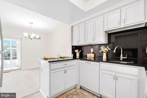 Kitchen - 3622 Gleneagles Dr #9-2C, Silver Spring, MD 20906 photo 4 of 5