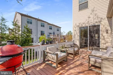 Exterior - 13422 Redspire Dr, Silver Spring, MD 20906 photo 4 of 6