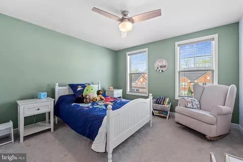 Bedroom - 13422 Redspire Dr, Silver Spring, MD 20906 photo 4 of 6