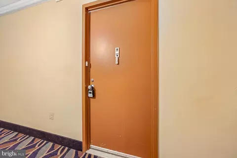 Entry Way - 1121 University Blvd W #1111, Silver Spring, MD 20902 photo 3 of 3