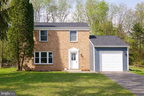 24823 Cutsail Dr, Damascus, MD 20872
