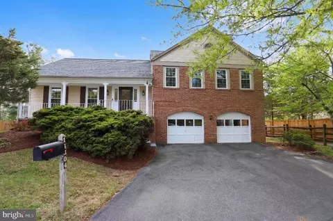 14604 Pinto Ln, Rockville, MD 20850