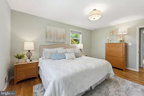 Bedroom - 1905 Ventura Ave, Silver Spring, MD 20902 photo 3 of 14