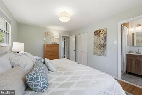 Bedroom - 1905 Ventura Ave, Silver Spring, MD 20902 photo 4 of 14