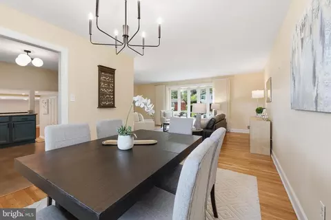 Dining - 1905 Ventura Ave, Silver Spring, MD 20902 photo 4 of 7
