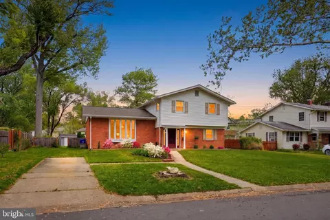 Exterior - 1905 Ventura Ave, Silver Spring, MD 20902 photo 2 of 8