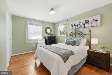 Bedroom - 1905 Ventura Ave, Silver Spring, MD 20902 photo 9 of 14