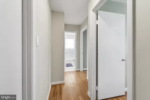 Entry Way - 1905 Ventura Ave, Silver Spring, MD 20902 photo 4 of 6