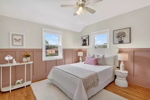 Bedroom - 10015 Markham St, Silver Spring, MD 20901 photo 3 of 5