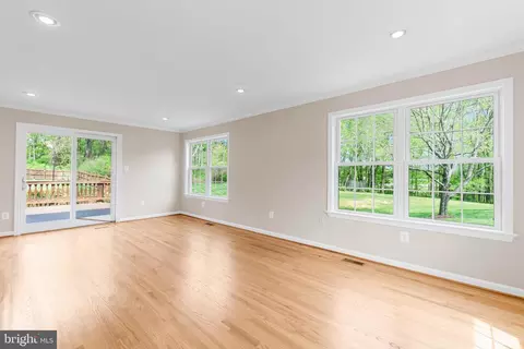 Living - 1341 Excaliber Ln, Sandy Spring, MD 20860 photo 2 of 14