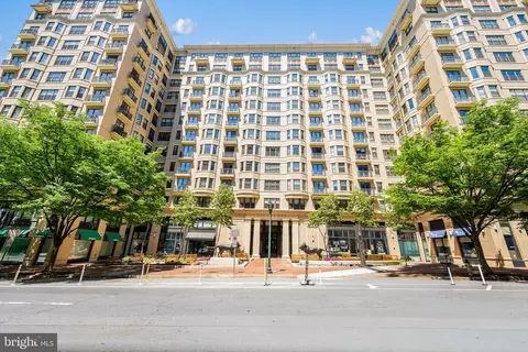7710 Woodmont Ave #204, Bethesda, MD 20814