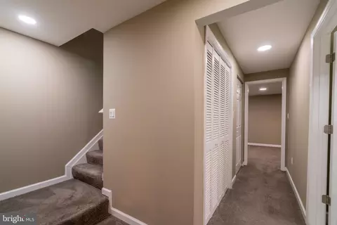 Entry Way - 1314 Alderton Ln, Silver Spring, MD 20906 photo 13 of 14