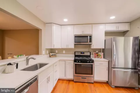Kitchen - 1314 Alderton Ln, Silver Spring, MD 20906 photo 3 of 4