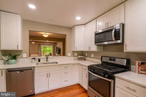 Kitchen - 1314 Alderton Ln, Silver Spring, MD 20906 photo 2 of 4