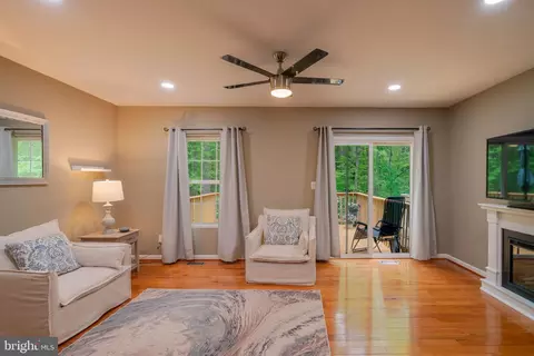 Living - 1314 Alderton Ln, Silver Spring, MD 20906 photo 2 of 2