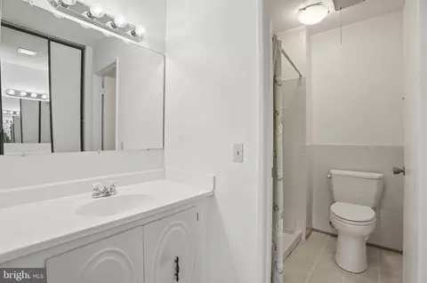 Bath - 3501 Forest Edge Dr #14-2G, Silver Spring, MD 20906 photo 1 of 3