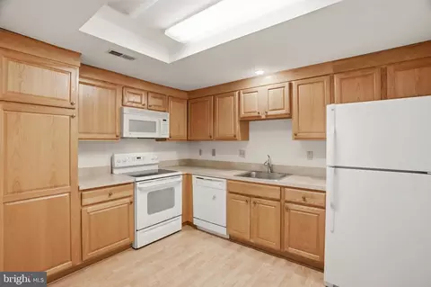 Kitchen - 3501 Forest Edge Dr #14-2G, Silver Spring, MD 20906 photo 1 of 1