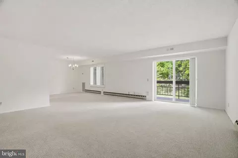 Living - 3501 Forest Edge Dr #14-2G, Silver Spring, MD 20906 photo 1 of 5