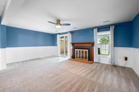 Living - 10364 Castlehedge Ter, Silver Spring, MD 20902 photo 6 of 7